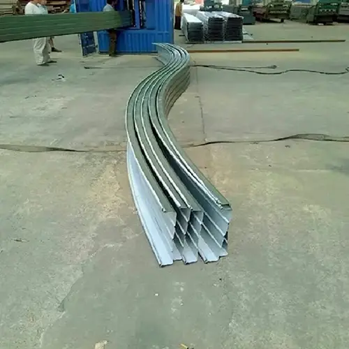 Panel Bumbung Melengkung Alu-Mg-Mn