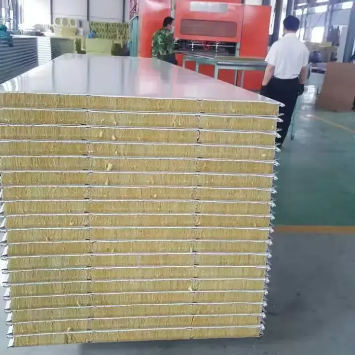 Panel Sandwic Bulu Batu